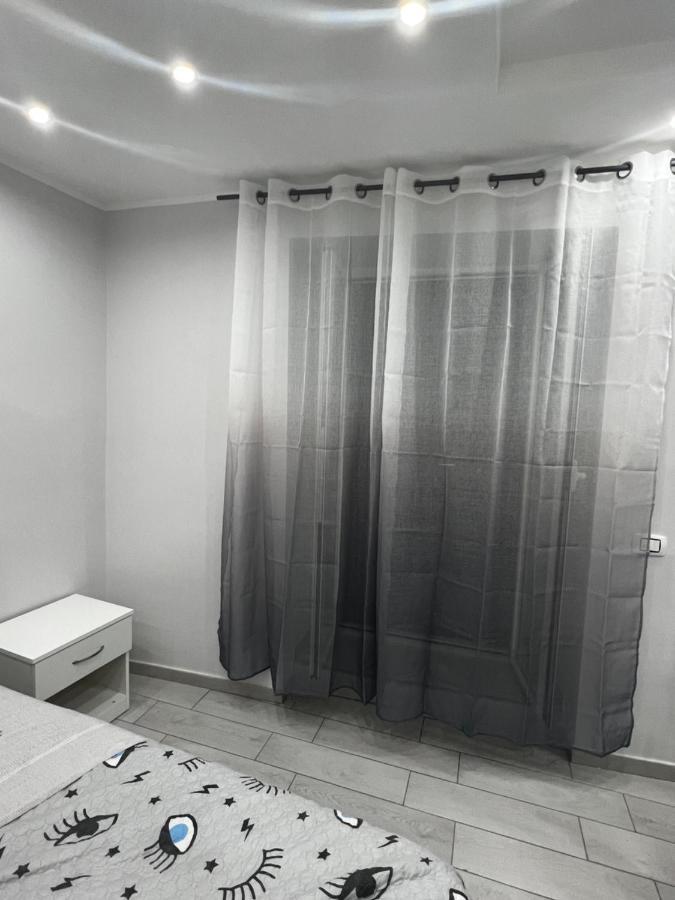 Smart's House Deluxe Spagnoli Apartment Naples